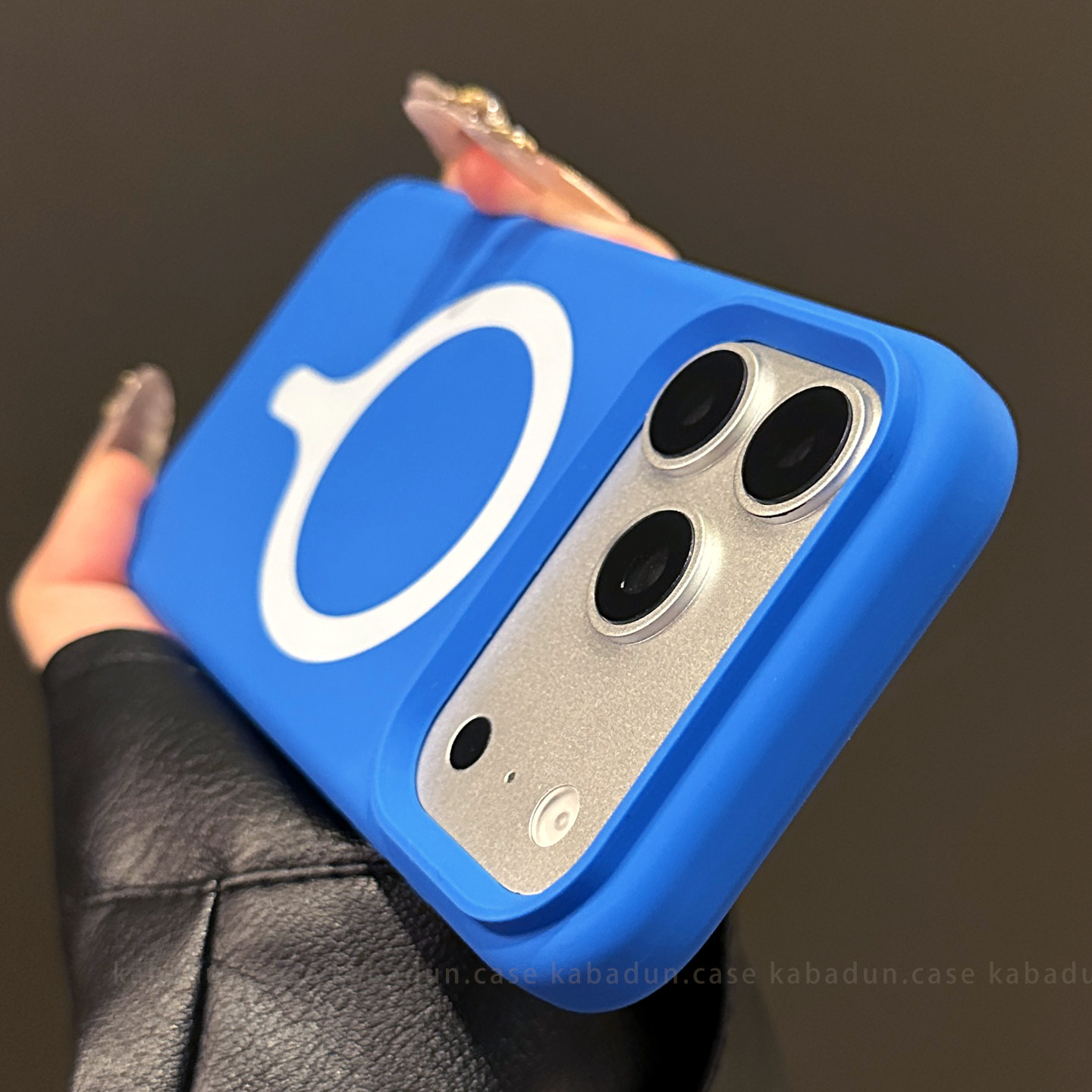 Coque magnétique en silicone l - Liquid Silicone Magnetic Phone Case avis et prix